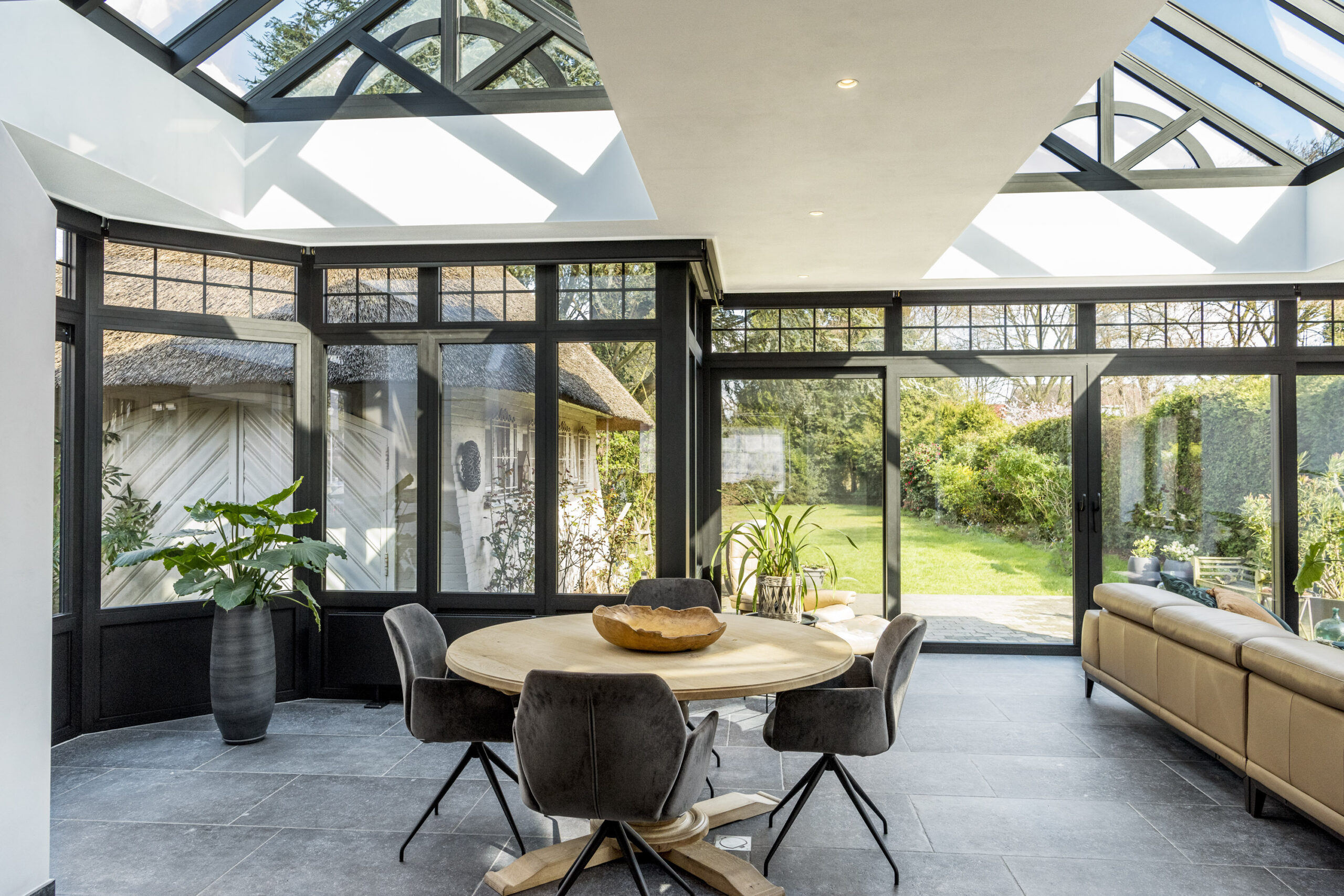 Veranda als pronkstuk in Brasschaat I Bruvo